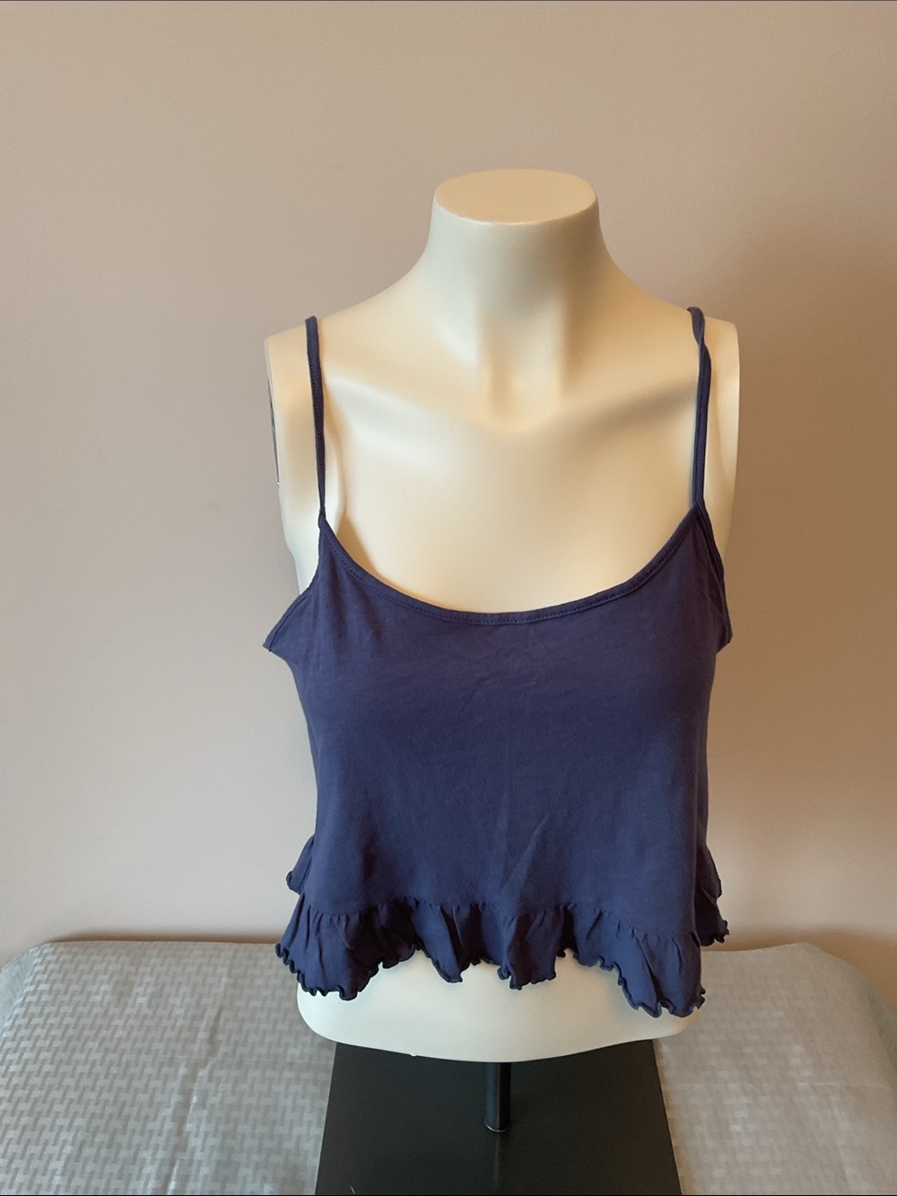 American Eagle Ruffle Cami - Picture 2 of 6